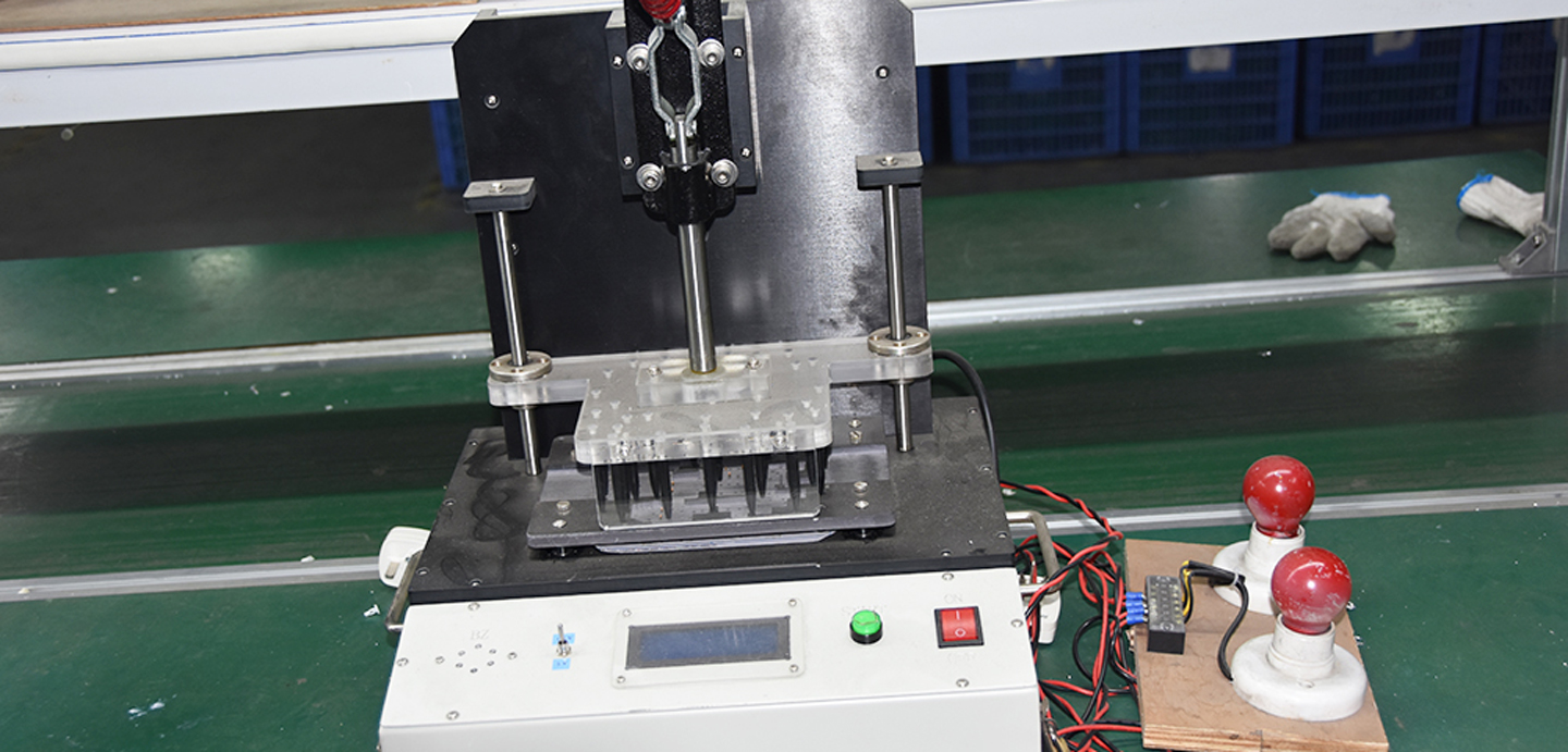 Yoritgichlar ishlab chiqarish uskunalari