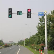 F-shaklidagi svetofor ustuni F-shaklidagi svetofor ustuni