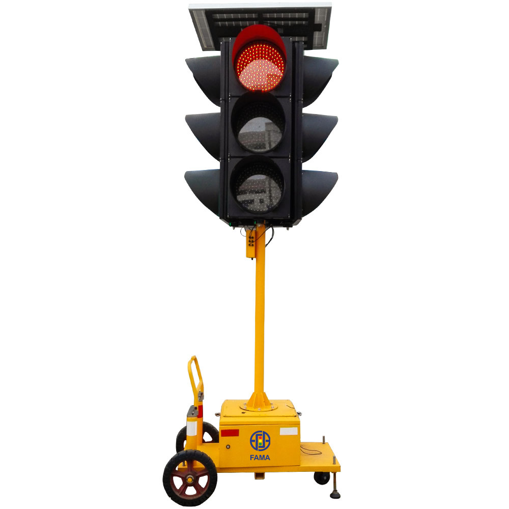 Quyosh energiyasi bilan ishlaydigan mobil o'rnatilgan svetofor