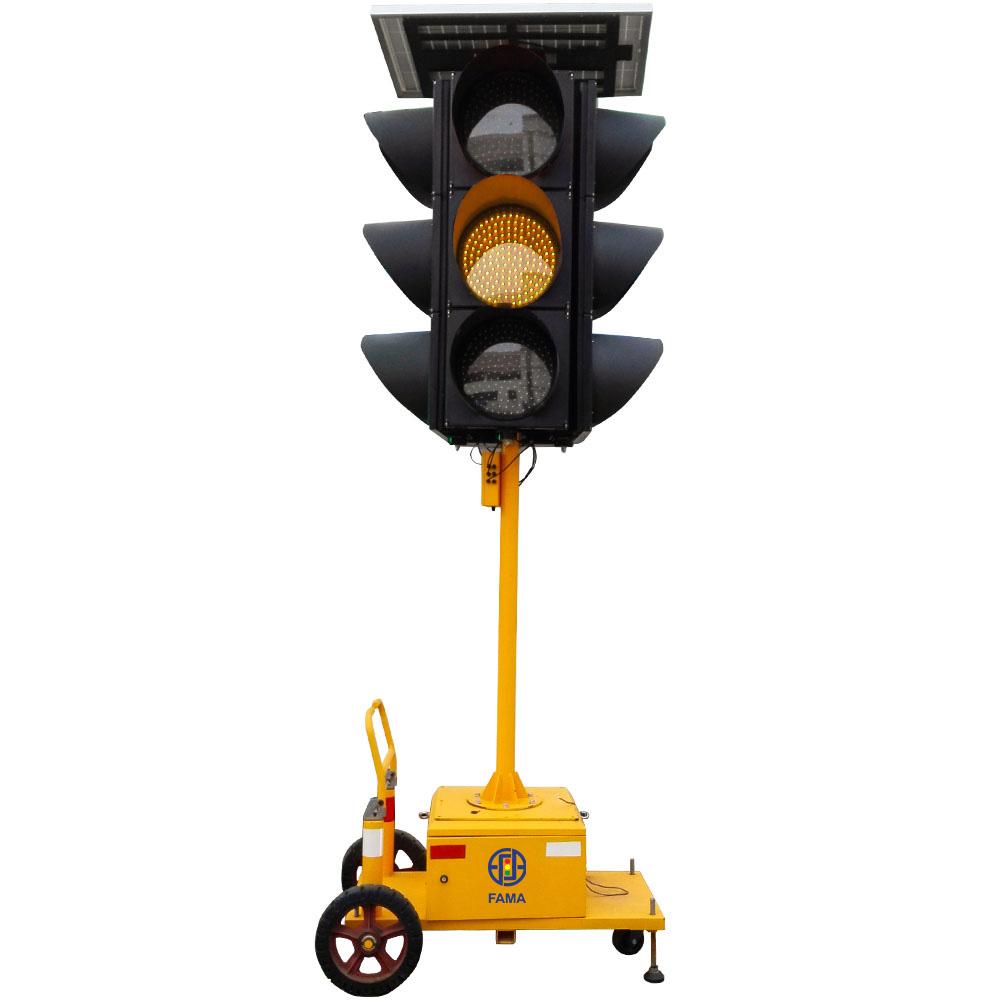 Quyosh energiyasi bilan ishlaydigan mobil o'rnatilgan svetofor